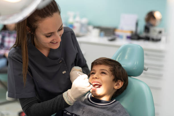 Best Weekend Emergency Dental Services in Grant Park, IL